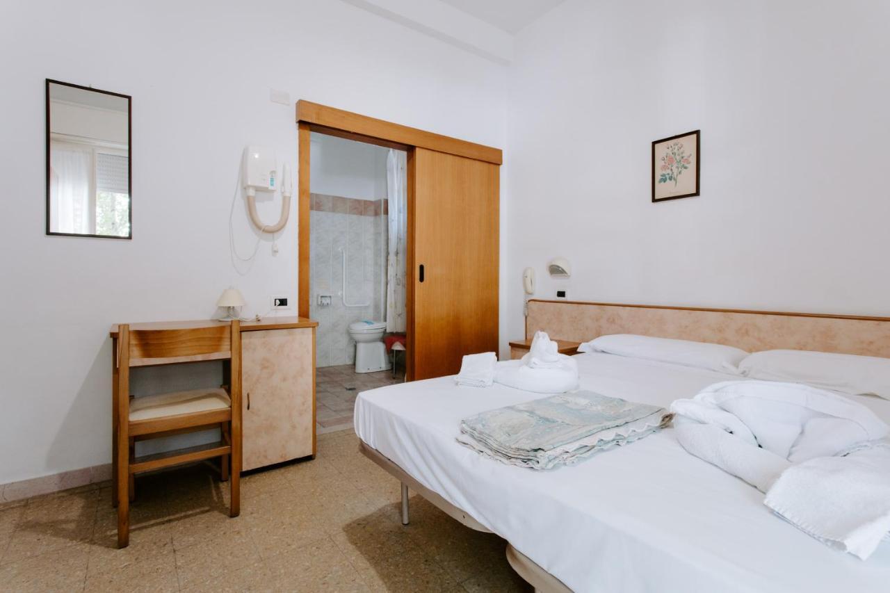 Hotel Edward Bellaria-Igea Marina Eksteriør billede